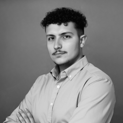 Mehdi Moumen - Assistant marché du professionnel - MP Finance